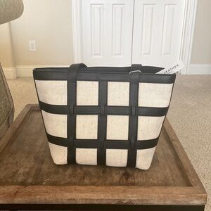 Kate Landry Tote bag